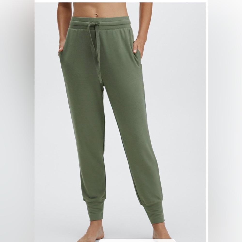 Fabletics Luxe Terry Jogger